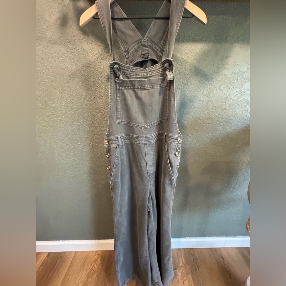 Aerie Women's Gray Overalls Jeans - Casual Wide Leg Denim